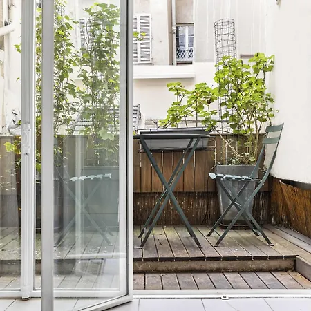 Caprice Amour Apartment